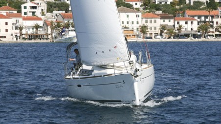Oceanis 34.2 | Czarter jachtu Chorwacja | Travelboat