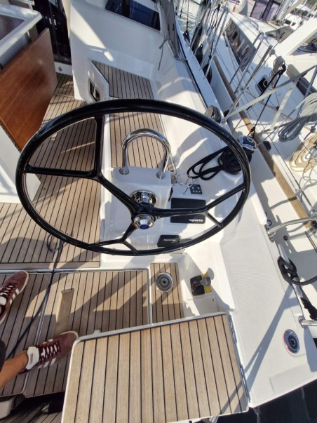 Bénéteau Oceanis 37.1 Agios