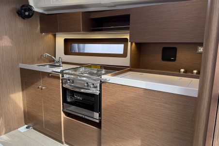 Bénéteau Oceanis 37.1 Agios