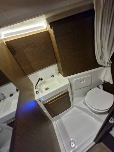 Bénéteau Oceanis 37.1 Agios