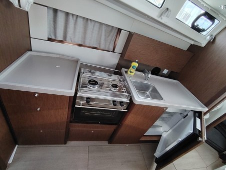 Bénéteau Oceanis 38.1 Diana