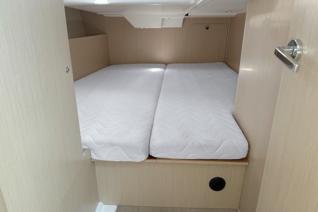 Bénéteau Oceanis 38.1 Tena