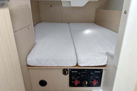 Bénéteau Oceanis 38.1 Tena