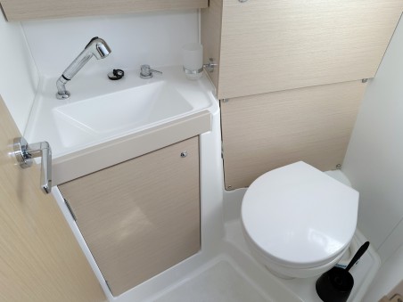 Bénéteau Oceanis 38.1 Tena