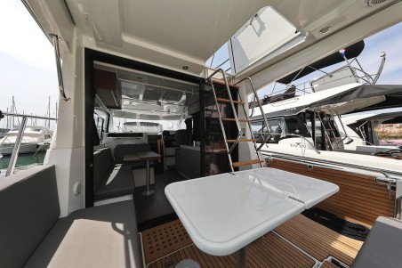 Bénéteau Antares 11 Fly OB Tango