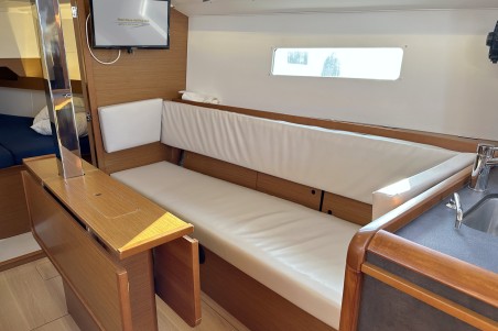 Jeanneau Sun Odyssey 349 - 2 cab. Antonija