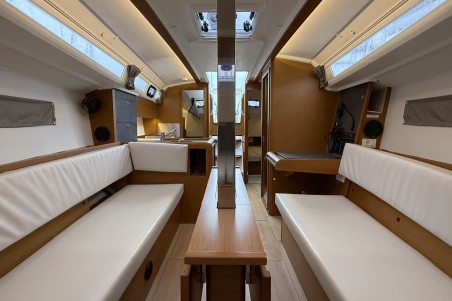 Jeanneau Sun Odyssey 349 - 3 cab. Ana