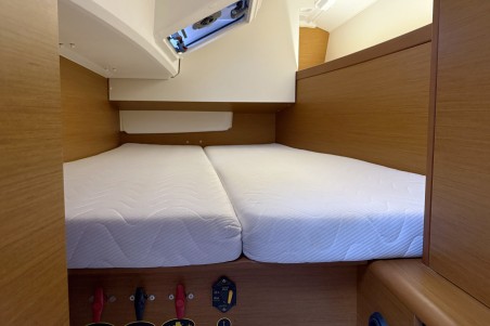 Jeanneau Sun Odyssey 349 - 3 cab. Ana