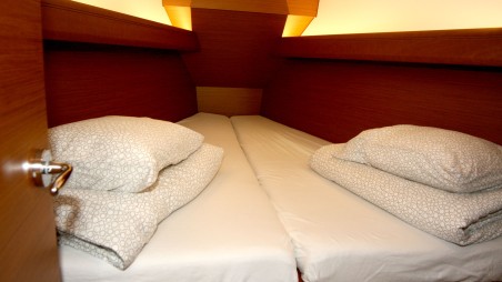 Jeanneau Sun Odyssey 389 - 2 cab. Tara