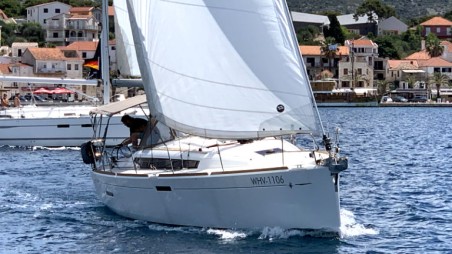 Jeanneau Sun Odyssey 389 Amadeus
