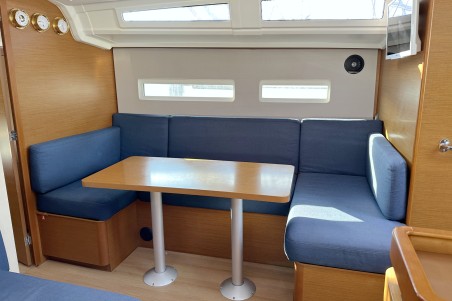 Jeanneau Sun Odyssey 410 - 3 cab. Lara