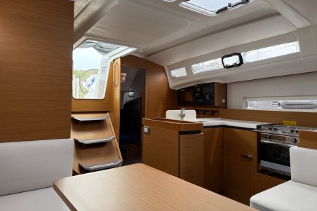 Jeanneau Sun Odyssey 410 - 3 cab. Maral