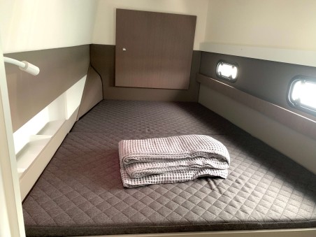 Catana Group Bali 4.1 - 4 + 2 cab.* Micha