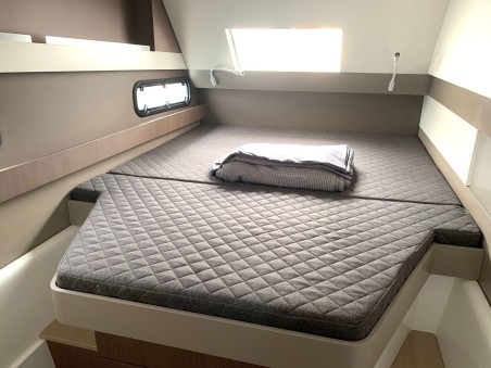 Catana Group Bali 4.1 - 4 + 2 cab.* Micha