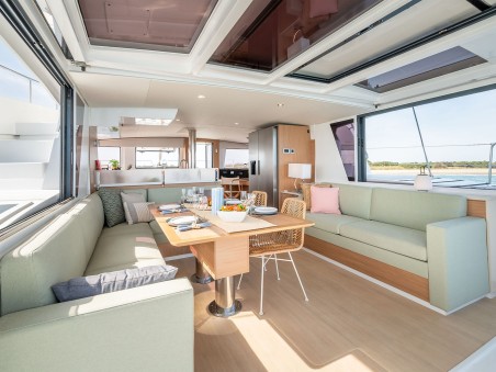 Catana Group Bali 4.6 - 4 + 2 cab. Noni