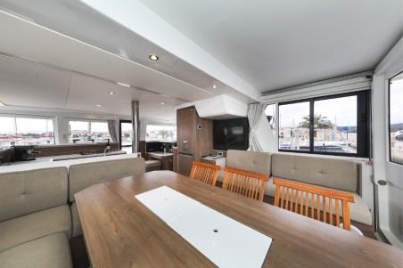 Catana Group Bali 4.2 - 4 + 1 cab. Holiday Inn