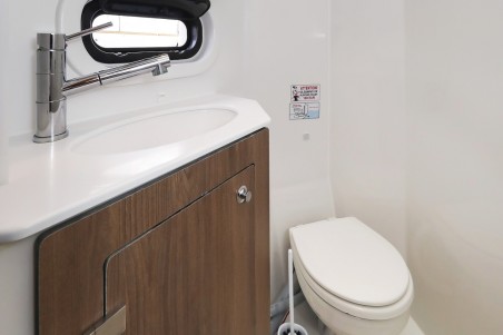 Catana Group Bali 4.2 - 4 + 1 cab. Holiday Inn