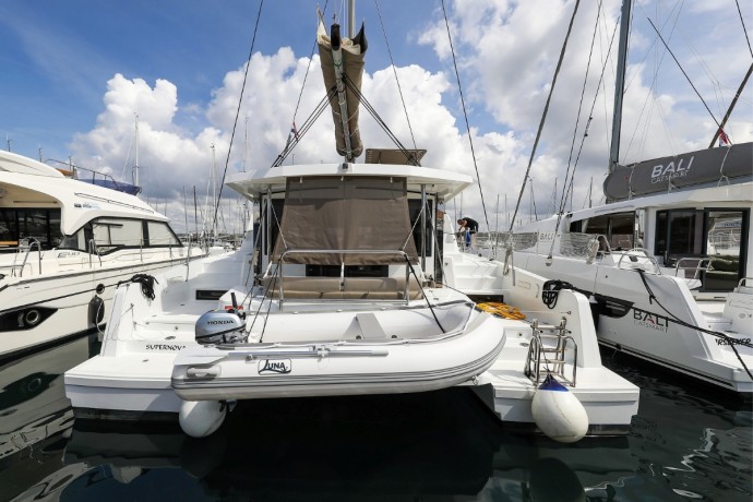 Catana Group Bali 4.2 - 4 + 1 cab. Supernova