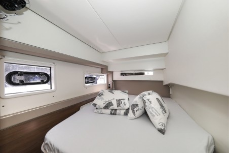 Catana Group Bali 4.2 - 4 + 1 cab. Supernova