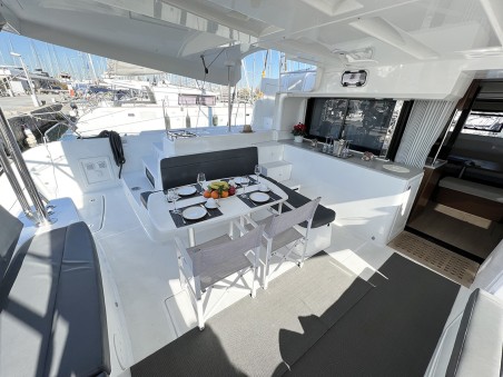 Lagoon-Bénéteau Lagoon 46 - 4 + 2 cab. Kalisi Mou