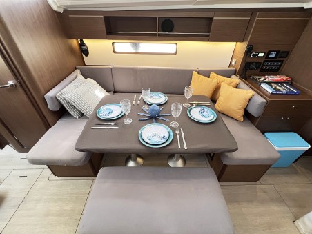 Bénéteau Oceanis 40.1 Escape