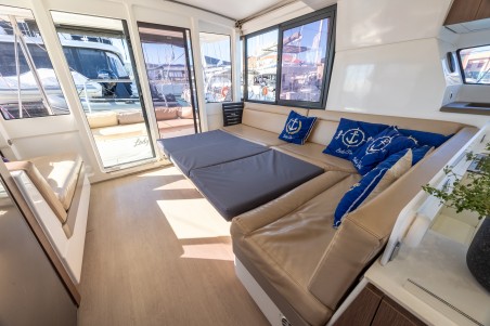 Catana Group Bali 4.1 - 4 + 2 cab. Lady Dasi