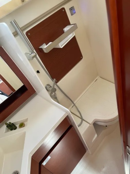 Hanse 388 | Yacht Charter Greece | Travelboat