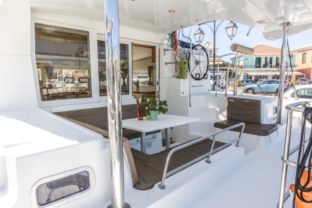 Lagoon-Bénéteau Lagoon 39 - 4 + 2 cab. Deep Blue