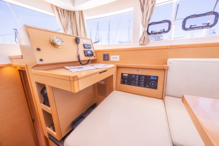 Lagoon-Bénéteau Lagoon 39 - 4 + 2 cab. Deep Blue