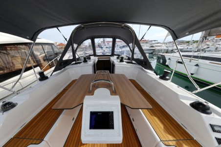 Bavaria Yachtbau Bavaria C38 Freewise