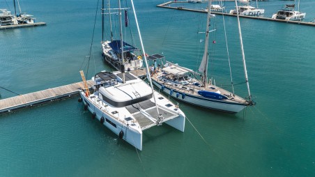 Lagoon-Bénéteau Lagoon 40 - 4 + 2 cab Deva