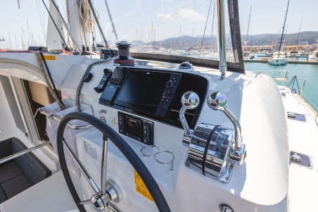 Lagoon-Bénéteau Lagoon 40 - 4 + 2 cab Deva