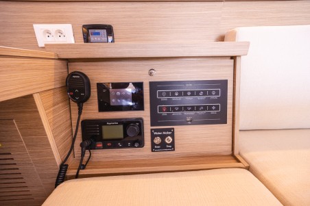 Lagoon-Bénéteau Lagoon 40 - 4 + 2 cab Deva