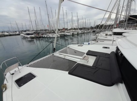 Lagoon-Bénéteau Lagoon 46 - 4 + 2 cab. Thalasea
