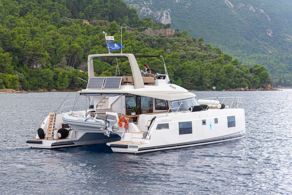 Bavaria Yachtbau Nautitech 47 Power - 4 + 2 cab. AG Princess