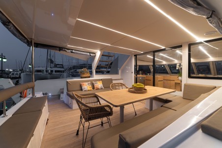 Bavaria Yachtbau Nautitech 47 Power - 4 + 2 cab. AG Princess