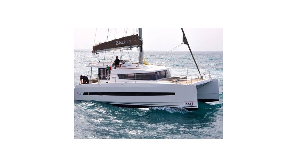 Catana Group Bali 4.1 - 4 cab. Efi