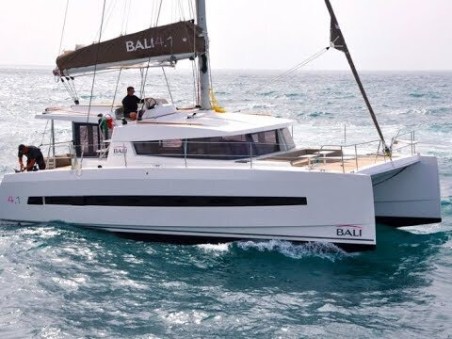 Catana Group Bali 4.1 - 4 cab. Efi