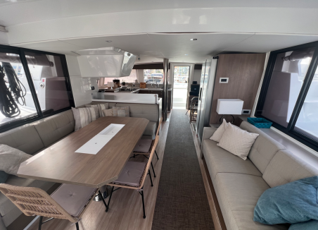 Catana Group Bali 4.4 - 4 + 2 cab. Bali 4.4