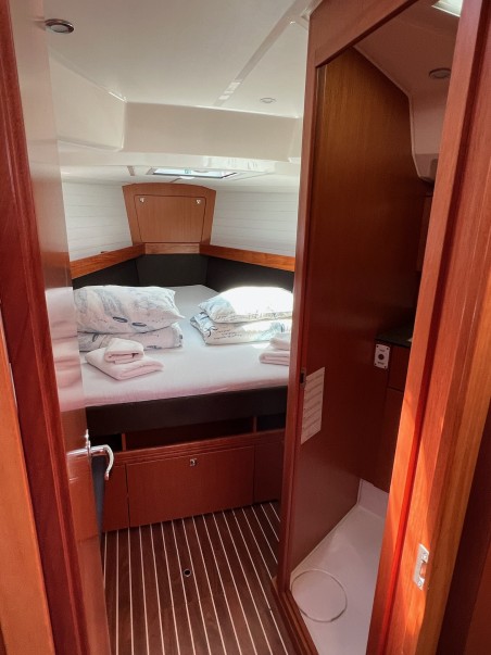 Bavaria Yachtbau Bavaria Cruiser 41 - 3 cab. Enja