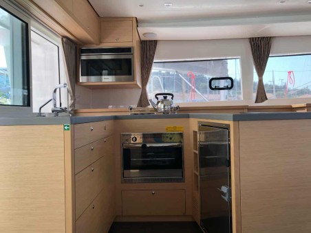 Lagoon-Bénéteau Lagoon 450 F - 4 + 2 cab. Aristofanis