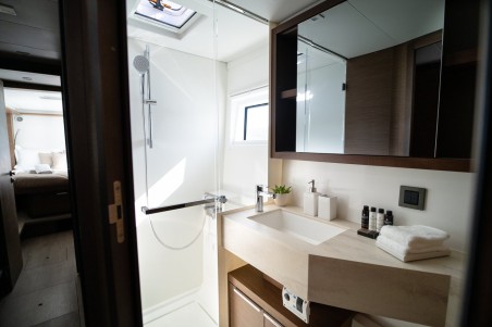 Lagoon-Bénéteau Lagoon 46 - 4 + 2 cab. Omnia