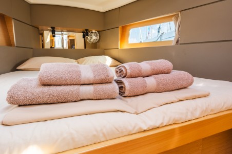 Bénéteau Oceanis 38.1 Elisa