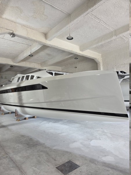 Armor Yachts Solitaire 1740 - 4 + 2 cab. No Name