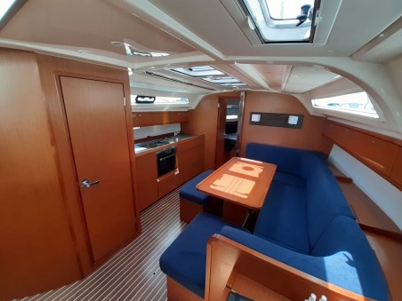 Bavaria Yachtbau Bavaria Cruiser 41 - 3 cab. Frida