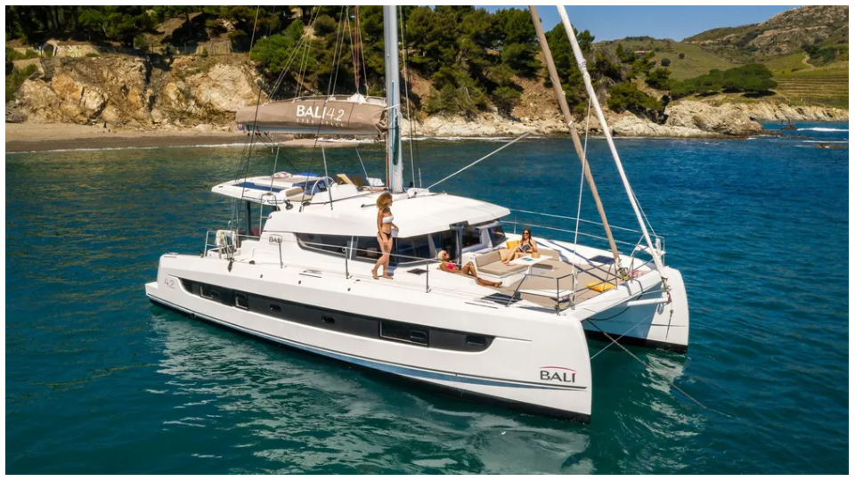 Catana Group Bali 4.2 - 4 + 1 cab. Kebifor