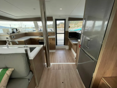 Catana Group Bali 4.2 - 4 + 1 cab. Kebifor