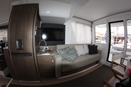 Catana Group Bali 4.2 - 4 + 2 cab. Blue Navy