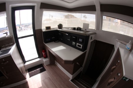 Catana Group Bali 4.2 - 4 + 2 cab. Blue Navy