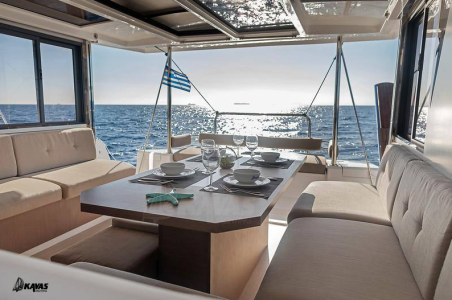 Catana Group Bali 4.2 - 4 + 2 cab. Junior Mary 1